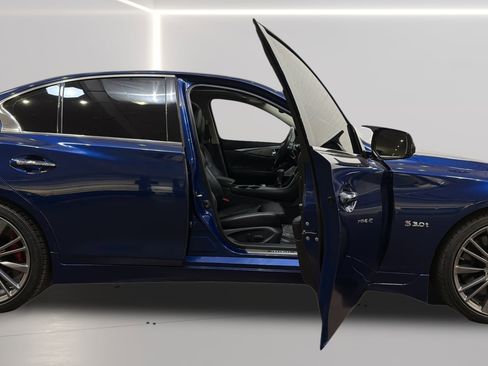 Used 2017 INFINITI Q50 Red Sport 400 RWD image 17