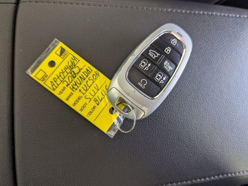 Used 2022 Hyundai Tucson Limited image 30