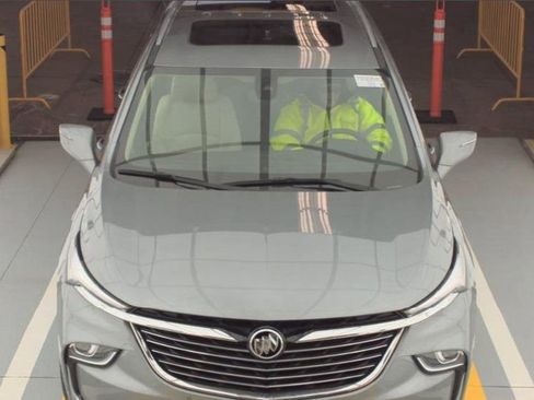 Used 2023 Buick Enclave Essence w/ Experience Buick Package image 2