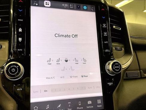 Used 2025 RAM 1500 Laramie image 40