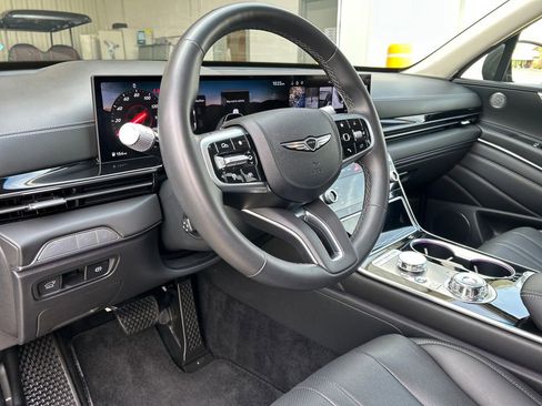 Used 2025 Genesis GV80 AWD 2.5T Standard image 13
