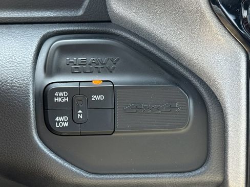 Used 2024 RAM 3500 Tradesman w/ Chrome Appearance Group AWD/4WD image 26