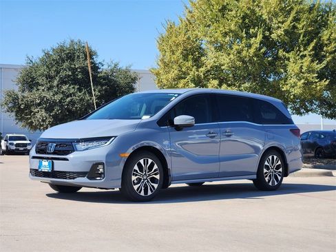 New 2026 Honda Odyssey Elite image 2