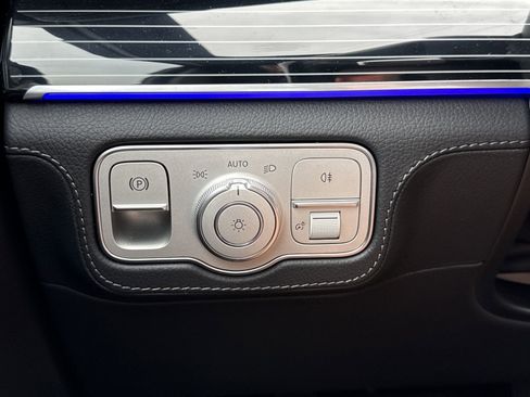 New 2026 Mercedes-Benz GLE 450 4MATIC Coupe image 19
