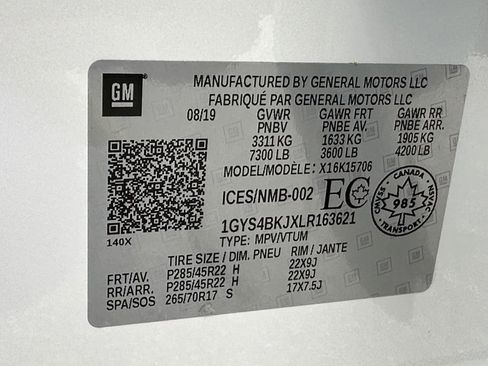 Used 2020 Cadillac Escalade Luxury AWD/4WD image 17