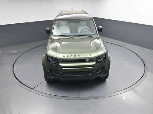 New 2026 Land Rover Defender 130 X-Dynamic SE AWD/4WD image 38