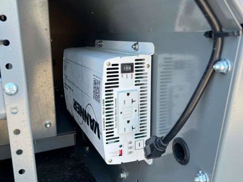 Used 2020 Ford Transit Connect XL FWD image 27