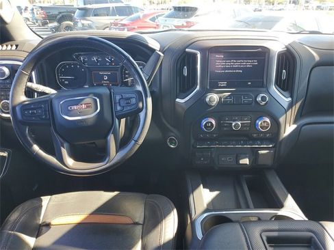 Used 2022 GMC Sierra 1500 AT4 w/ AT4 Premium Package image 11