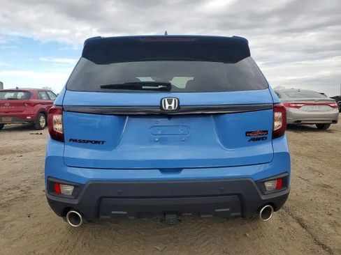 Used 2025 Honda Passport TrailSport image 6