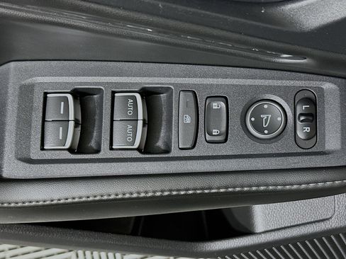 Used 2023 Honda Accord Sport image 14