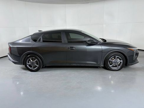 Used 2025 Kia K4 FWD image 9