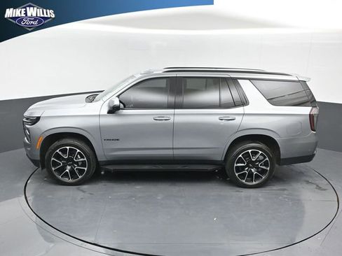 Used 2025 Chevrolet Tahoe RST w/ Comfort Package image 12