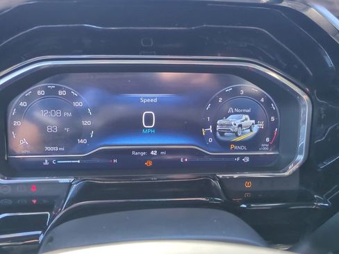 Used 2024 Chevrolet Silverado 2500 LT image 20