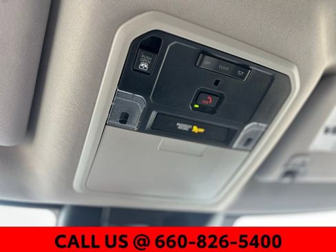 Used 2024 Toyota Tundra Limited image 22