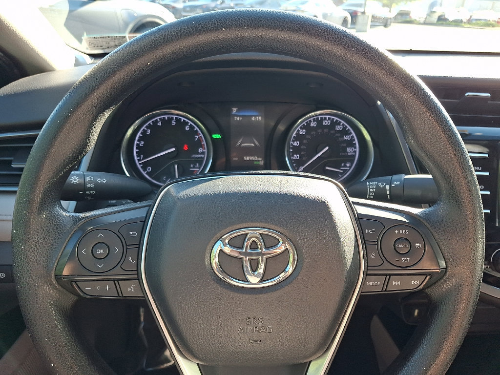 Used 2019 Toyota Camry LE w/ Convenience Package FWD image 18