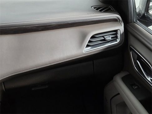 Used 2024 Chevrolet Tahoe LT image 16