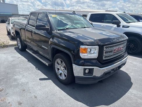 Used 2015 GMC Sierra 1500 SLE w/ SLE Value Package RWD image 3