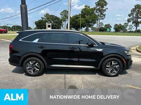 Used 2022 Kia Sorento S FWD image 4