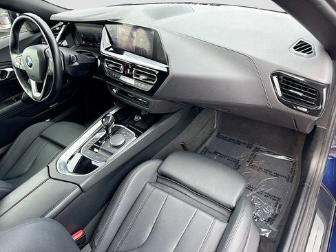 Used 2019 BMW Z4 sDrive30i w/ Convenience Package RWD image 13