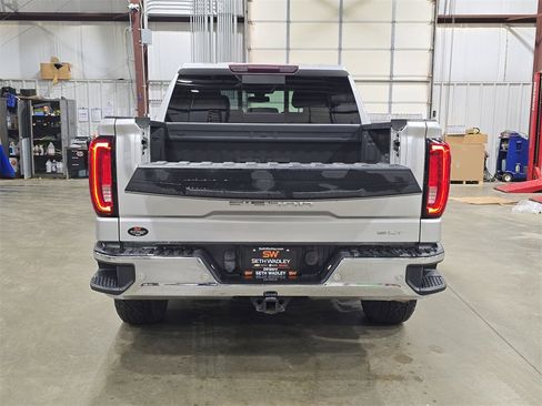 Used 2019 GMC Sierra 1500 SLT image 13
