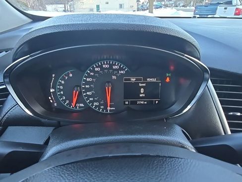 Certified 2022 Chevrolet Trax LT w/ LT Convenience Package image 19