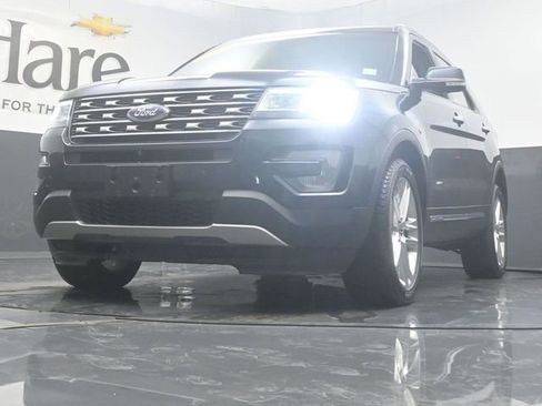Used 2017 Ford Explorer Limited AWD/4WD image 4