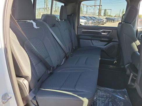 New 2026 RAM 1500 Big Horn AWD/4WD image 18