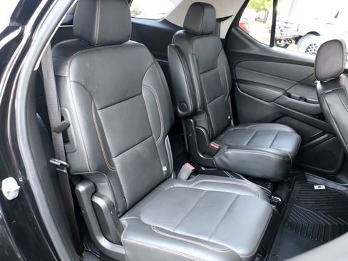 Used 2019 Chevrolet Traverse RS FWD image 27