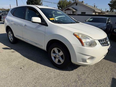 Used 2013 Nissan Rogue S w/ Special Edition Pkg AWD/4WD image 9