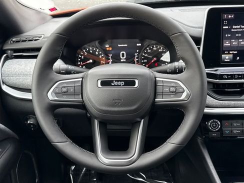 New 2026 Jeep Compass Latitude image 15