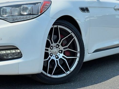 Used 2016 Kia K900 Luxury RWD image 2