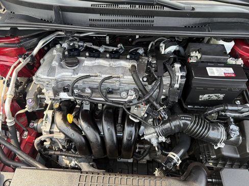 Used 2022 Toyota Corolla LE FWD image 27