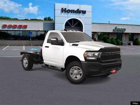 New 2024 RAM 3500 Tradesman image 11