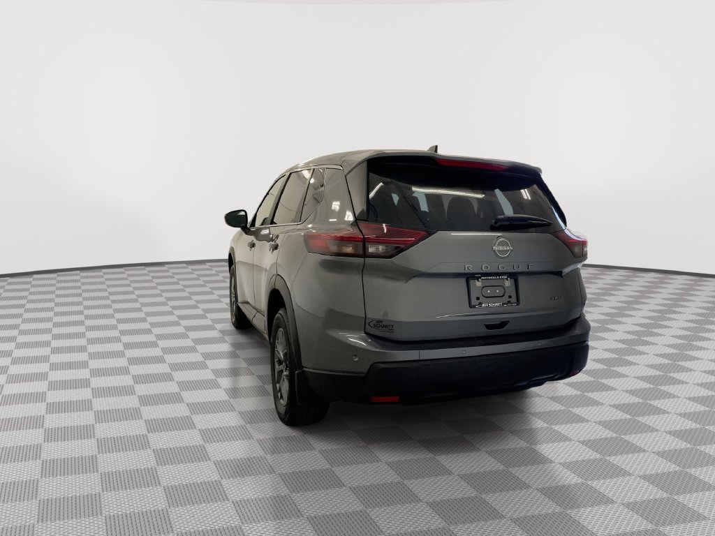 Certified 2026 Nissan Rogue S AWD/4WD image 10