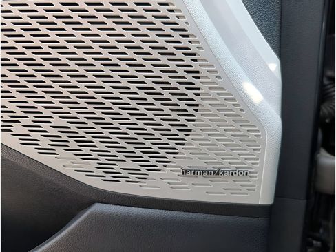 Used 2024 Hyundai Palisade SEL w/ Premium Package FWD image 29