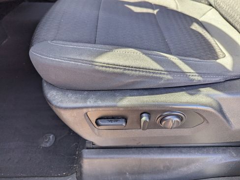 Used 2021 GMC Sierra 1500 Elevation image 11