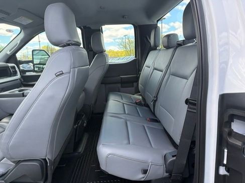 New 2026 Ford F250 XL w/ XL Chrome Package AWD/4WD image 9