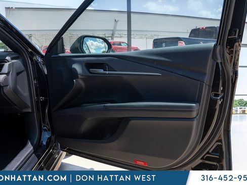 Used 2025 Toyota Camry SE FWD image 22