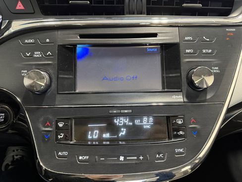 Used 2014 Toyota Avalon XLE Premium FWD image 13