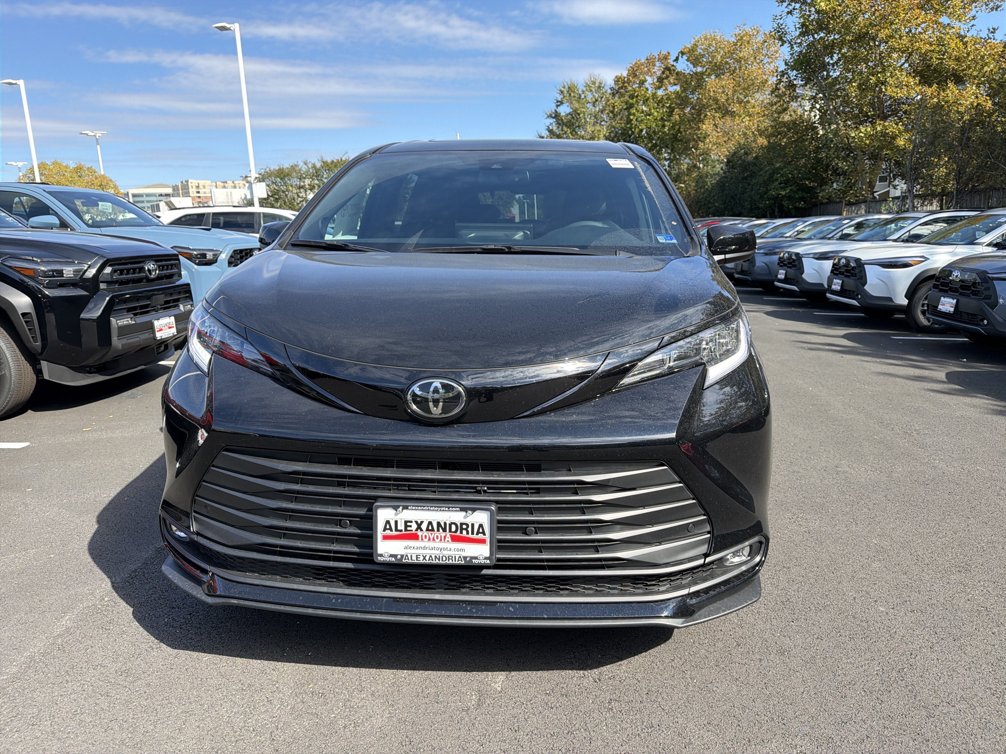 New 2026 Toyota Sienna XLE Woodland Edition AWD/4WD image 2