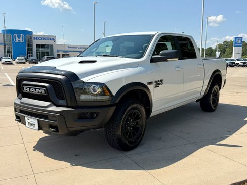 Used 2022 RAM 1500 Warlock AWD/4WD image 3