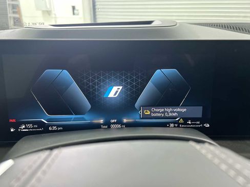 New 2026 BMW X5 xDrive50e w/ Premium Package image 10