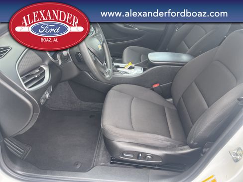 Used 2022 Chevrolet Malibu LS w/ Driver Confidence Package II FWD image 8