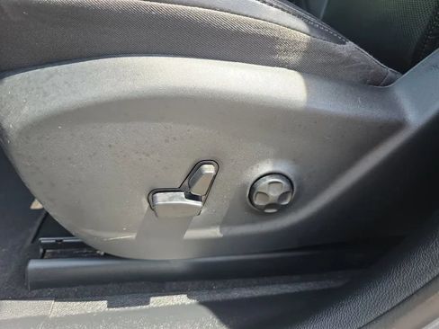 Used 2020 Jeep Cherokee Limited AWD/4WD image 17