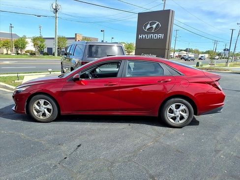 Certified 2023 Hyundai Elantra SE FWD image 20