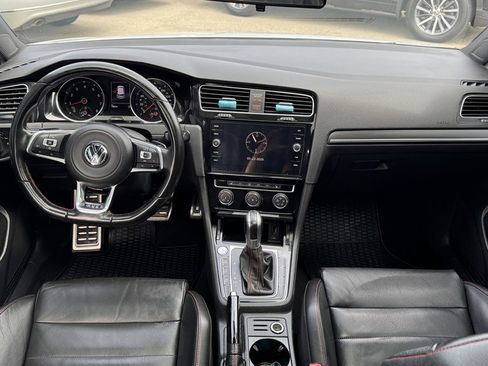 Used 2019 Volkswagen GTI SE FWD image 24