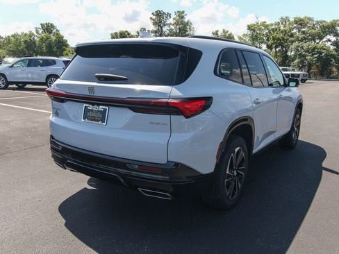 New 2026 Buick Enclave Sport Touring w/ Power Package FWD image 9
