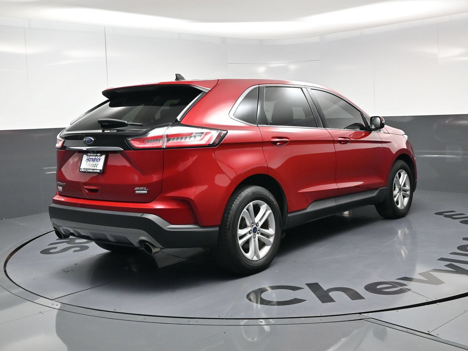 Used 2020 Ford Edge SEL w/ Convenience Package FWD image 9
