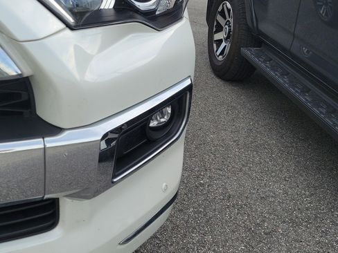 Used 2023 Toyota 4Runner Limited image 4