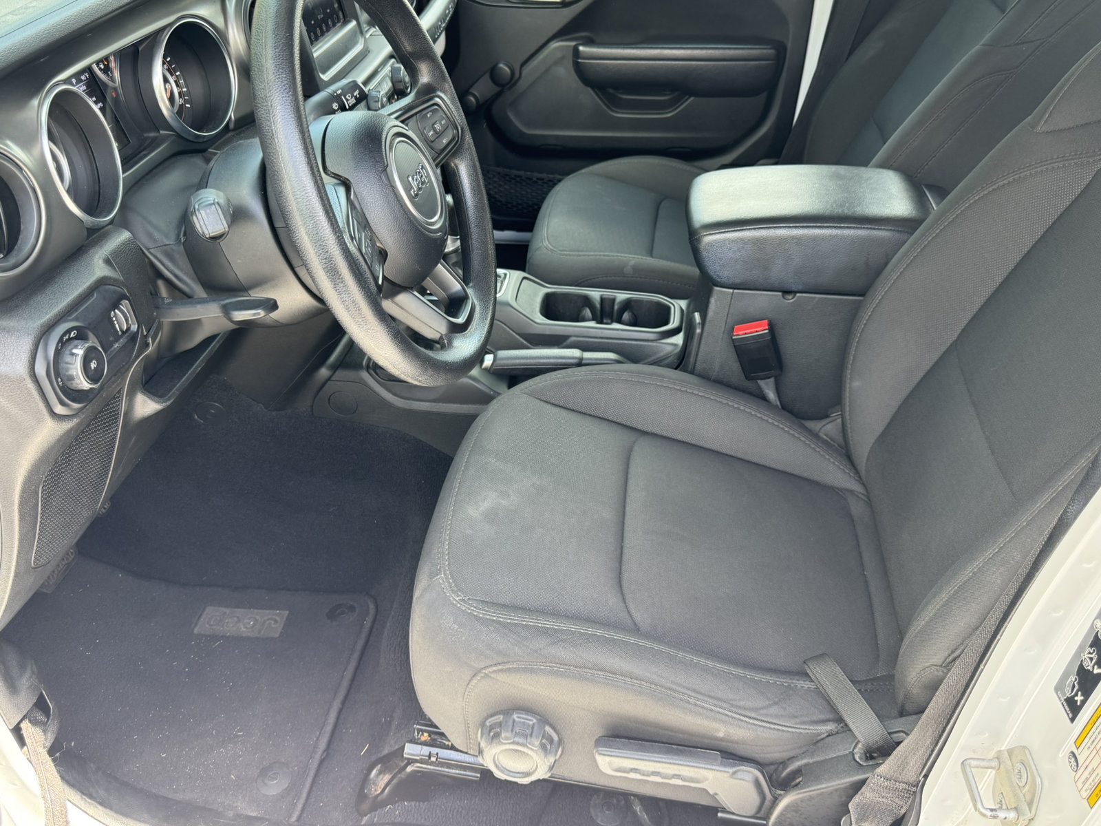 Used 2023 Jeep Wrangler Unlimited Sport AWD/4WD image 9